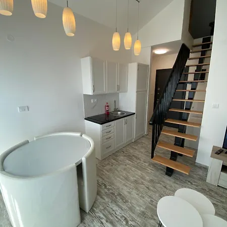 Lägenhet Leona F3 *